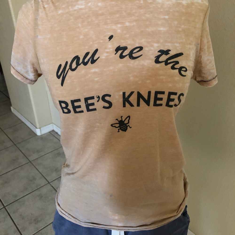 Size S/M Mate the Label Worn Mustard Tee - Picture 3 of 4